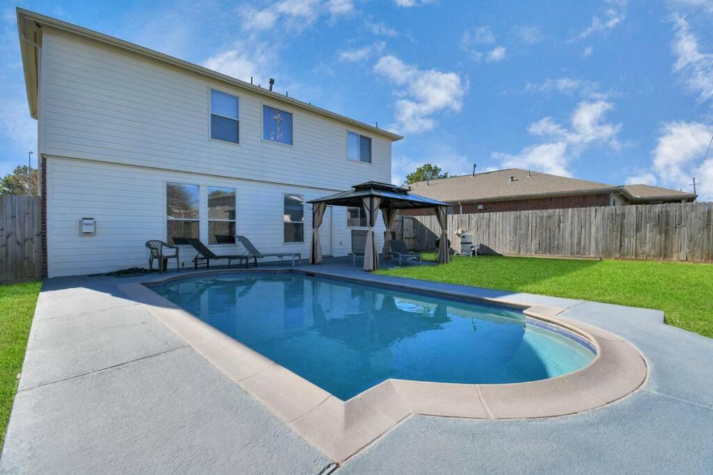 Tranquil 4-Br Oasis With Pool & Backyard Bliss! Villa Cypress Buitenkant foto