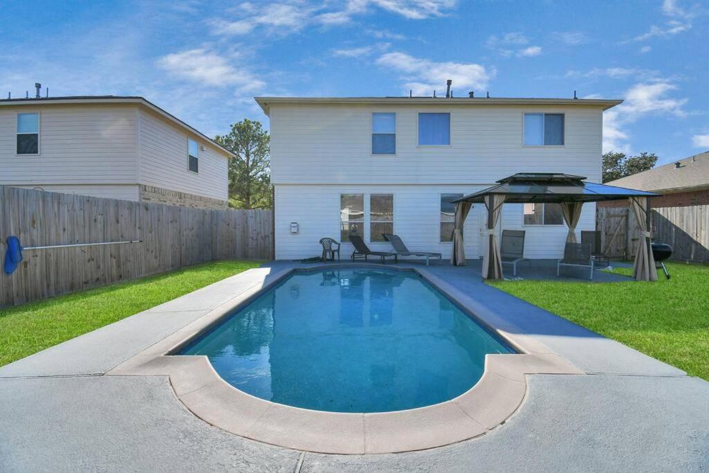Tranquil 4-Br Oasis With Pool & Backyard Bliss! Villa Cypress Buitenkant foto